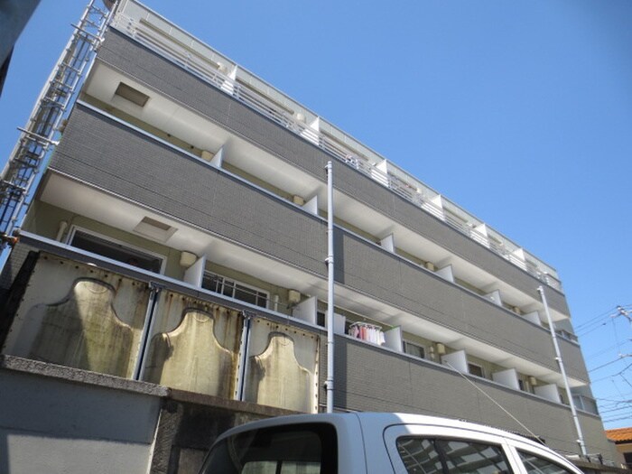 シャンブル南林間の物件外観写真