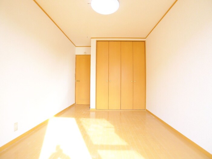 ラフィーヌ･ジュネスⅢの物件内観写真