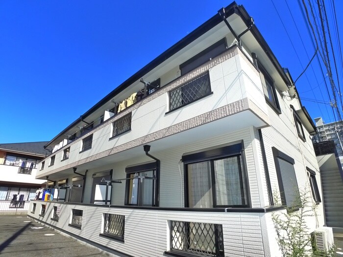 ラフィーヌ･ジュネスⅢの物件外観写真