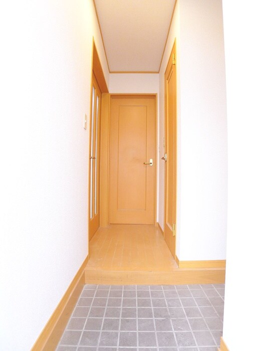 ラフィーヌ･ジュネスⅢの物件内観写真