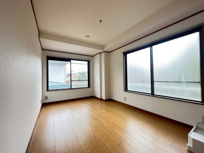 ＣＡＳＡ　ＯＫＡＺＡＫＩの物件内観写真