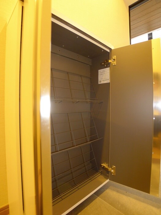 ｼｴｽﾀｳﾞｨﾗ北千住ｱﾙﾎﾞﾙﾊｳｽの物件内観写真