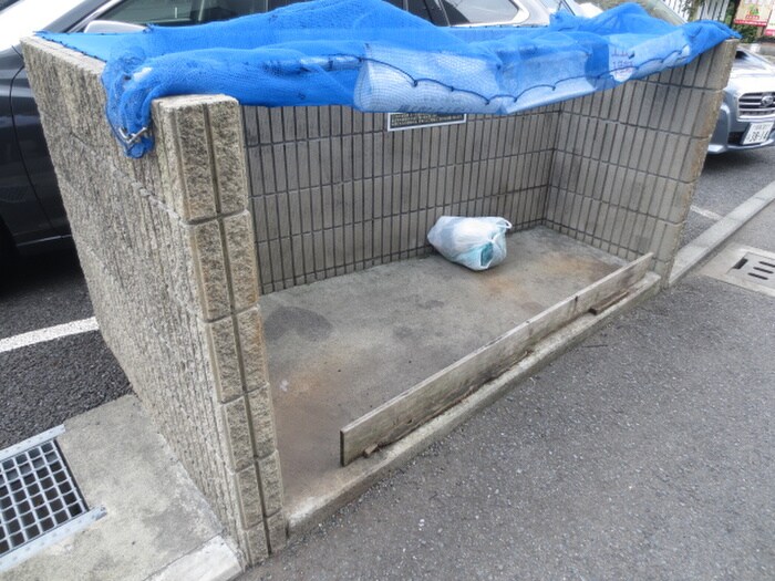 エム　カルチェの物件外観写真