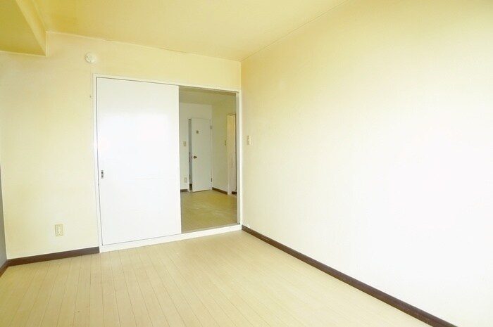 ラフィ－ヌ池田１番館の物件内観写真