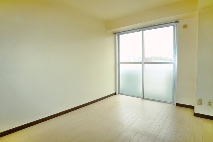 ラフィ－ヌ池田１番館の物件内観写真