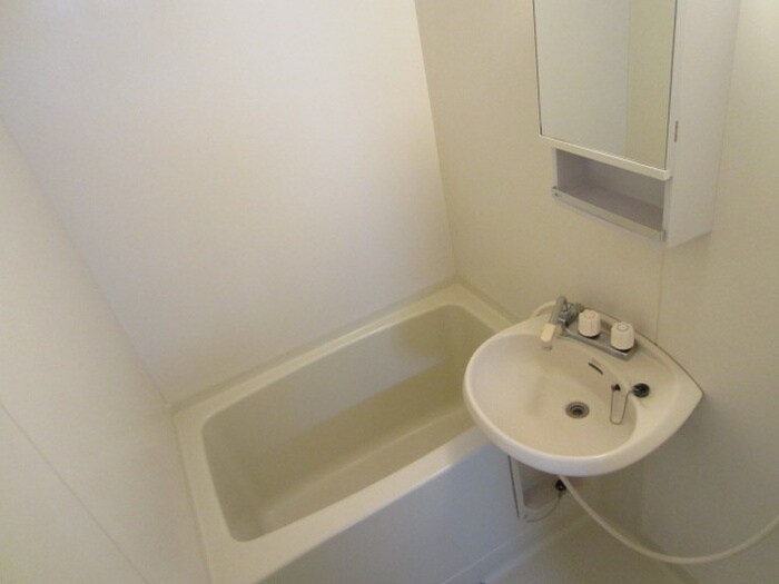 クバラチ－ラ・Ｅの物件内観写真