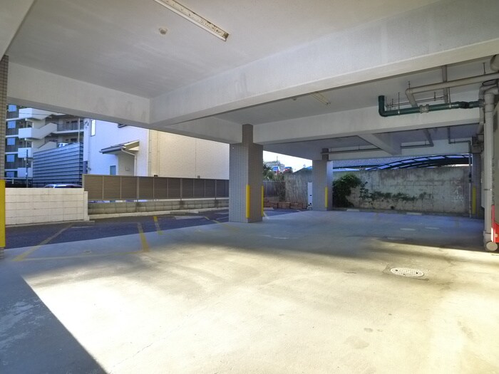 マリンスクエアの物件外観写真