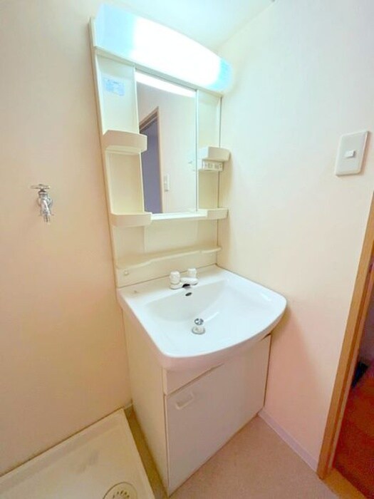 煉瓦館ＳＨＵＴＴＬＥⅦの物件内観写真