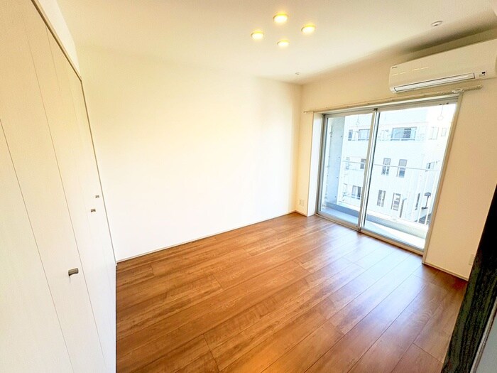 グランデュオ世田谷XIの物件内観写真