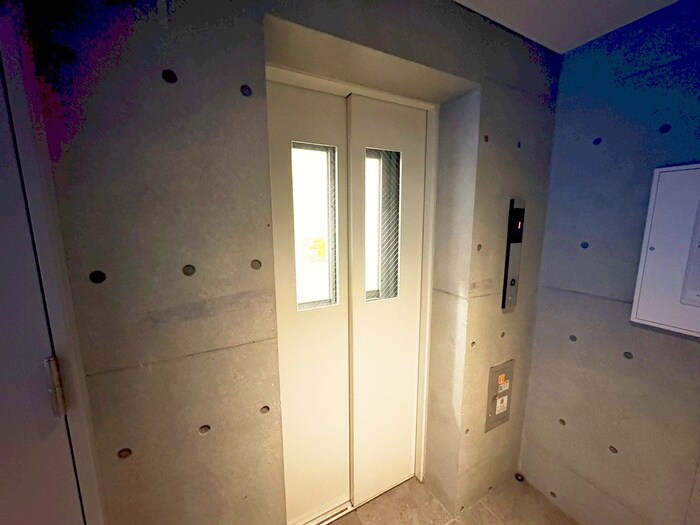 グランデュオ世田谷XIの物件外観写真