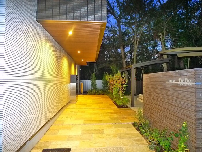 フォレストベベの物件外観写真