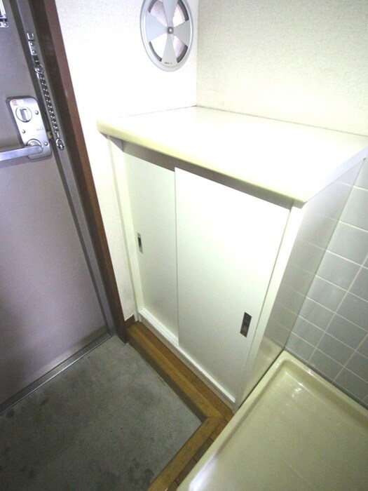 フロ－ラルマンションの物件内観写真