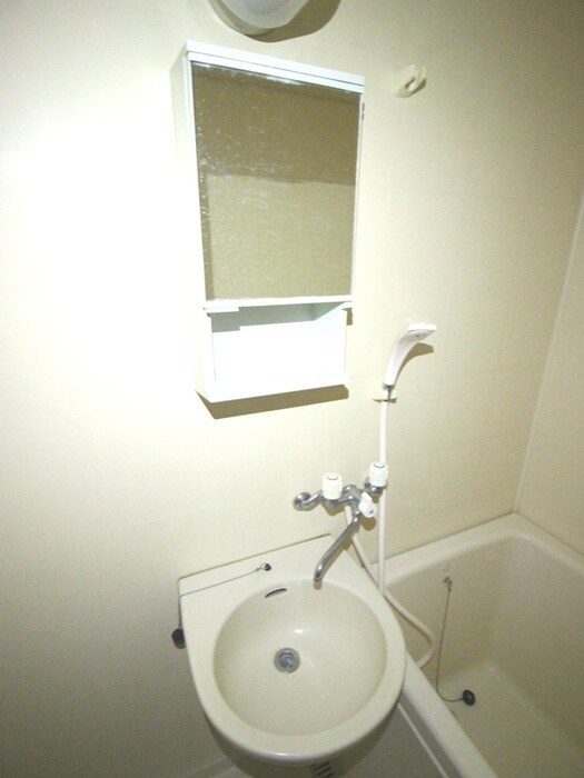 フロ－ラルマンションの物件内観写真