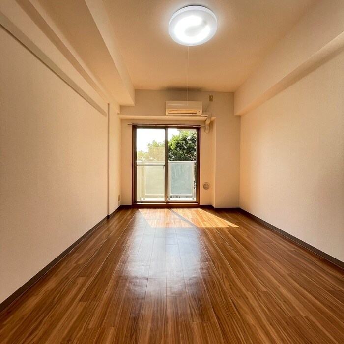 カスタリア野毛山の物件内観写真