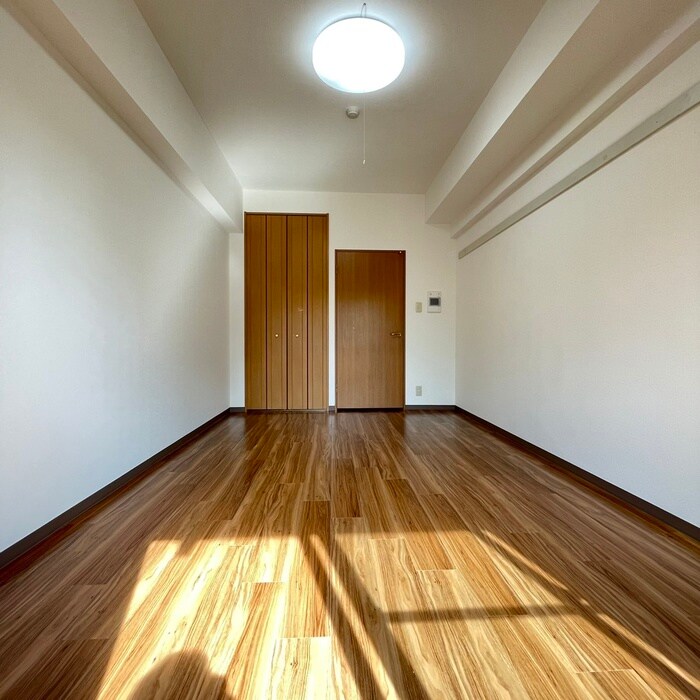 カスタリア野毛山の物件内観写真