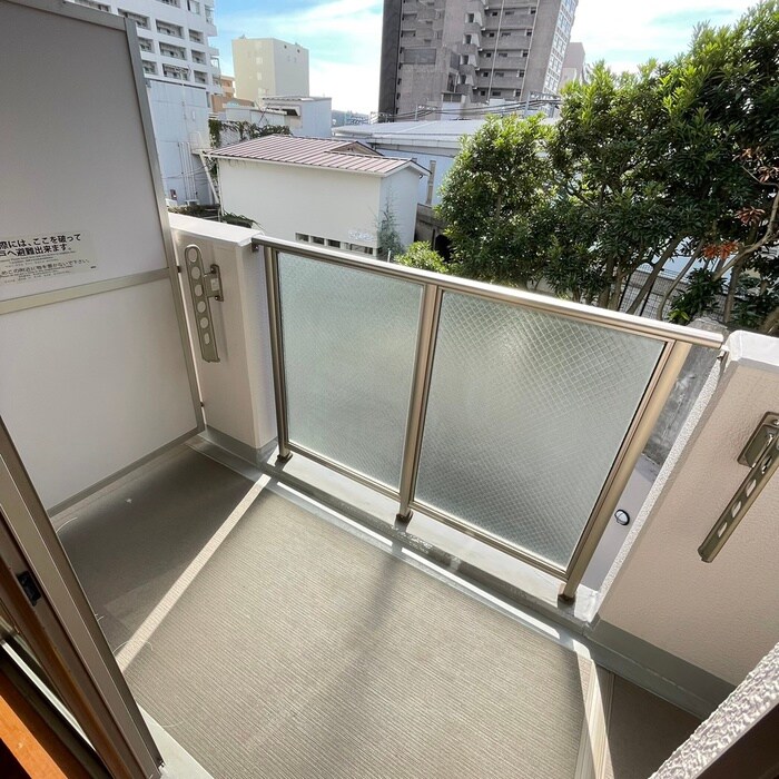 カスタリア野毛山の物件内観写真