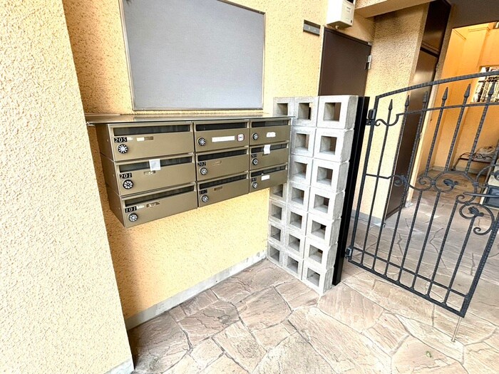 ウインドスペイスの物件外観写真