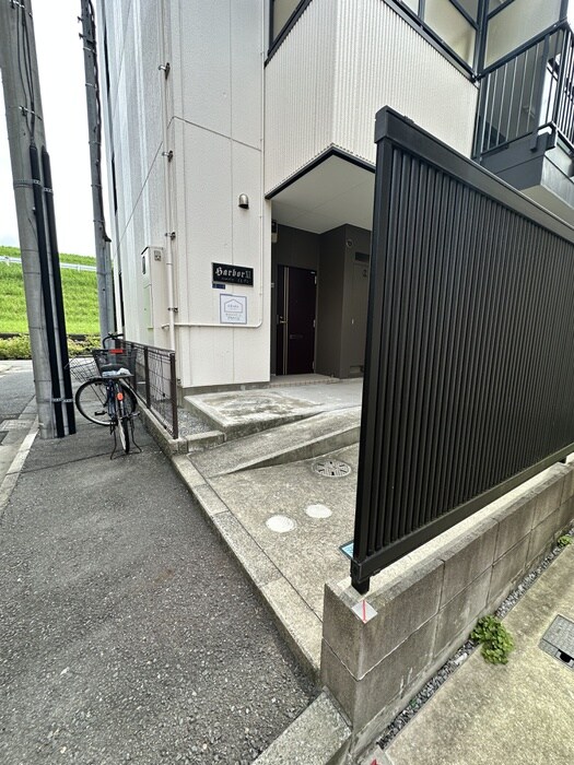 ハ－バ－イレブンの物件外観写真