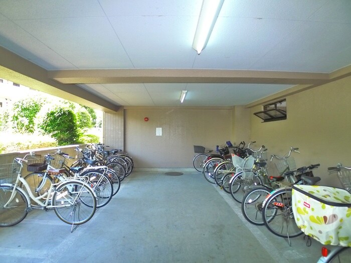 コスモ南柏の物件外観写真