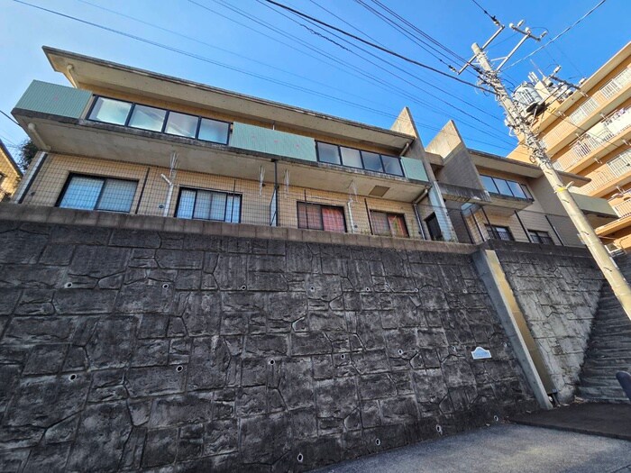 サンバレー上大岡Ⅵの物件外観写真