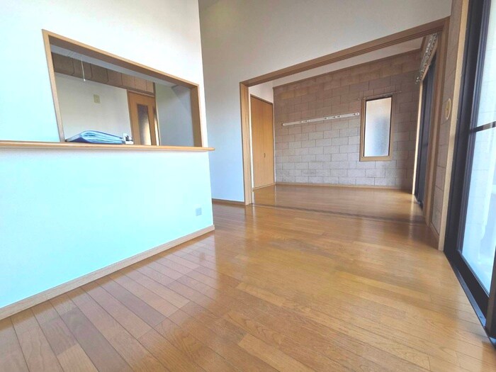 サンバレー上大岡Ⅵの物件内観写真