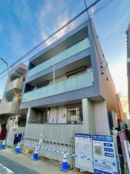 ファーナムスクエアの物件外観写真