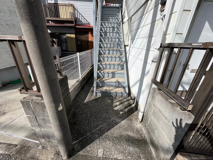 第二渡辺ハイツの物件外観写真