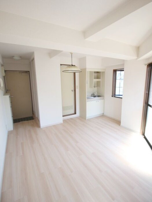 サンスリ－本町の物件内観写真