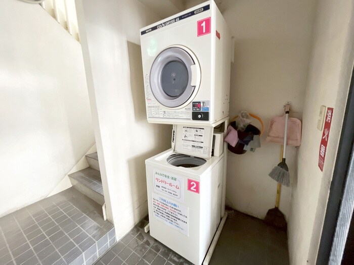 サンスリ－本町の物件外観写真