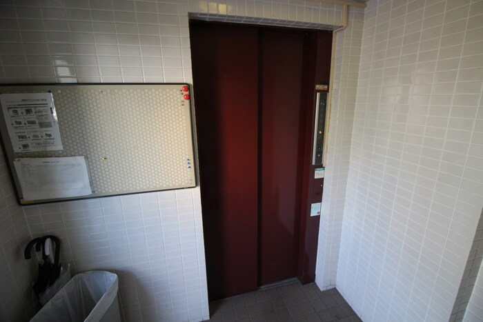 グリーンコーポ入江の物件外観写真