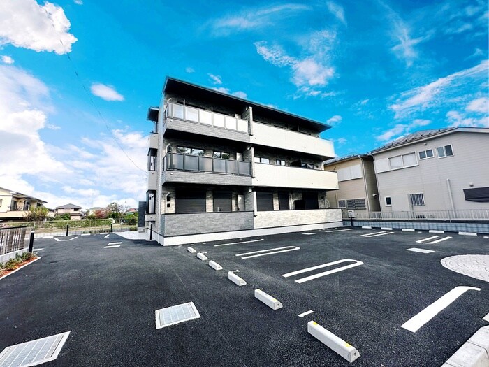 クラールの物件外観写真