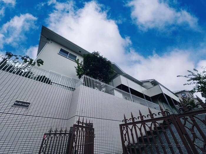 サングリーンハイツの物件外観写真