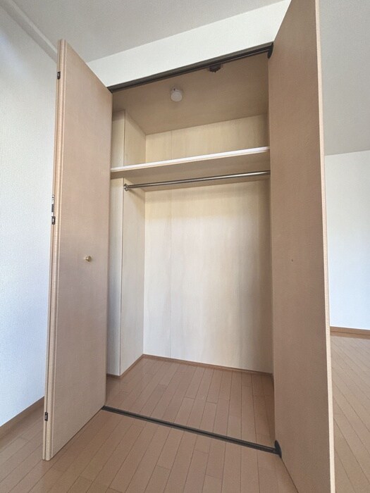 メイクスＦ棟の物件内観写真