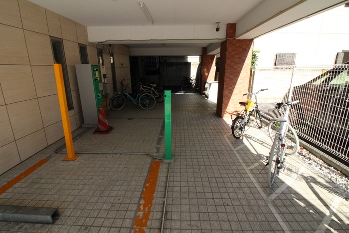 三和北新宿の物件外観写真