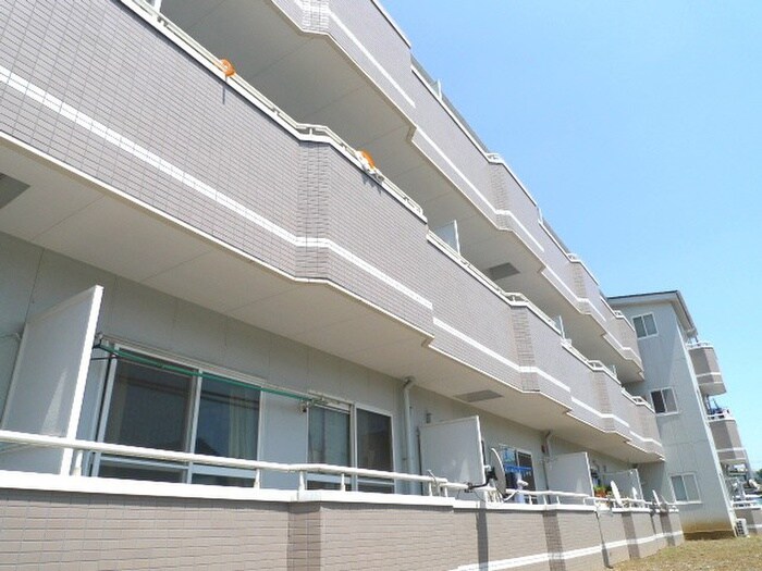 メゾン　ド　ミヌマの物件外観写真