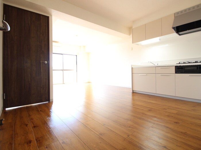 フォレストヒルズ成城の物件内観写真