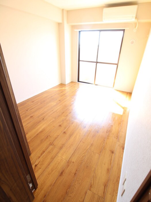 フォレストヒルズ成城の物件内観写真