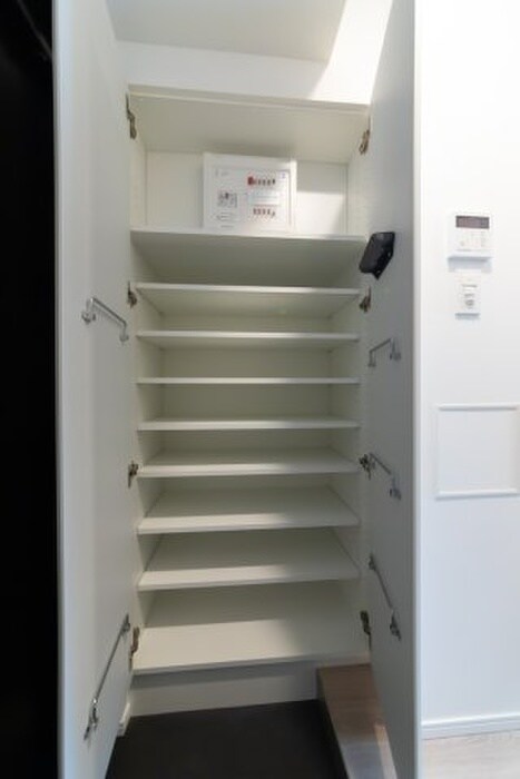 プラウドフラット渋谷笹塚の物件内観写真