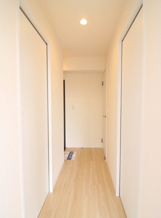 ONE ROOF FLAT TOGOSHIの物件内観写真