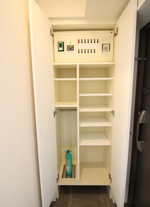 ONE ROOF FLAT TOGOSHIの物件内観写真