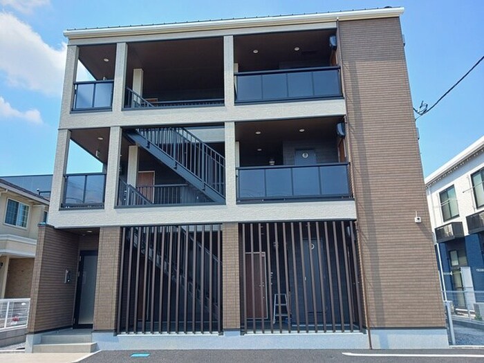 ラフレシールＳの物件外観写真