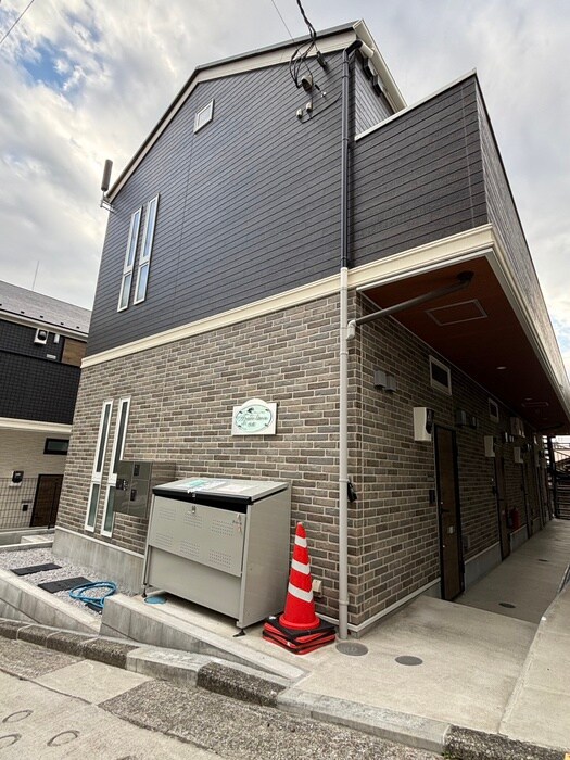 アザーレ・クオン日吉の物件外観写真