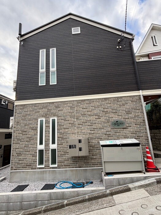 アザーレ・クオン日吉の物件外観写真