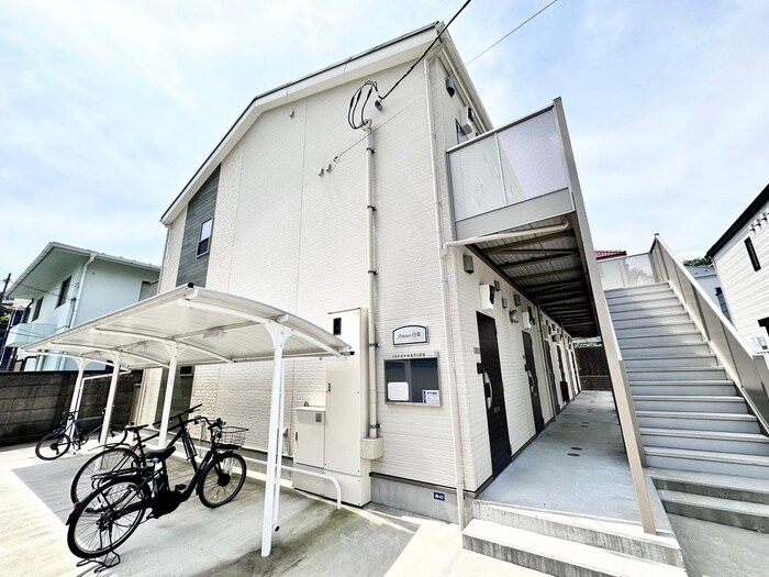 アムール白楽の物件外観写真