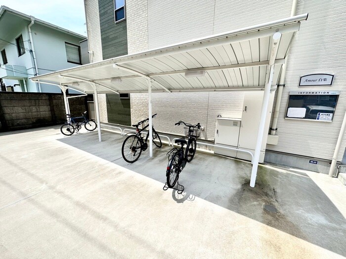 アムール白楽の物件外観写真