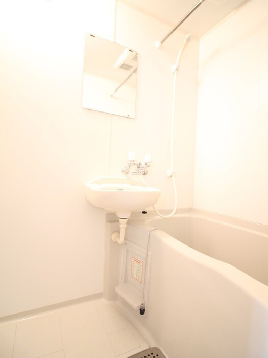 メインシティガーデンイーストの物件内観写真