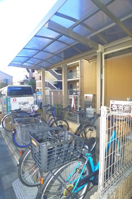 ｱ-ﾊﾞﾝﾗｲﾌの物件外観写真