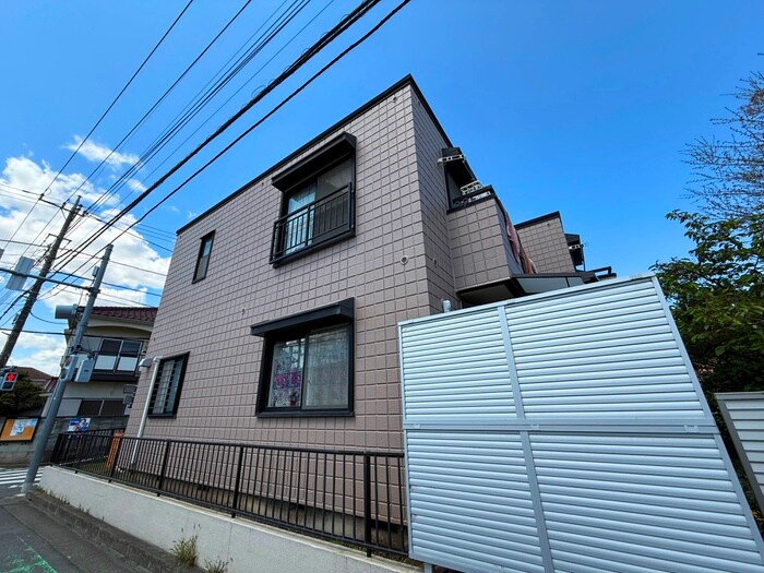 カ－サ  シャルマンの物件外観写真