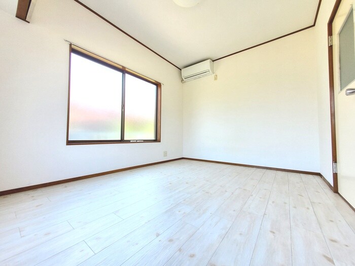 エポリアム柴崎の物件内観写真