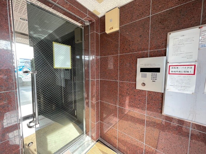 アパ－トメント　カヤの物件外観写真